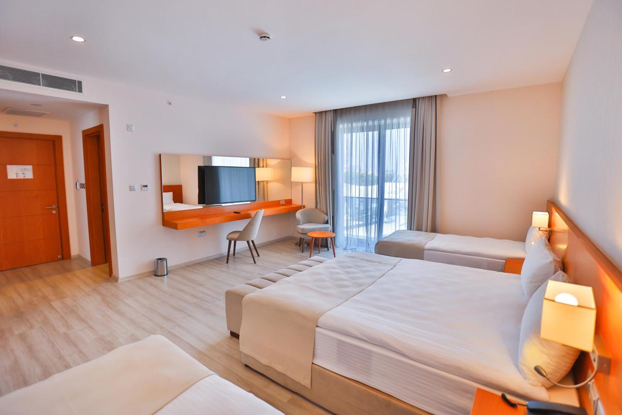 Caddem Inn Hotel Famagusta  Buitenkant foto