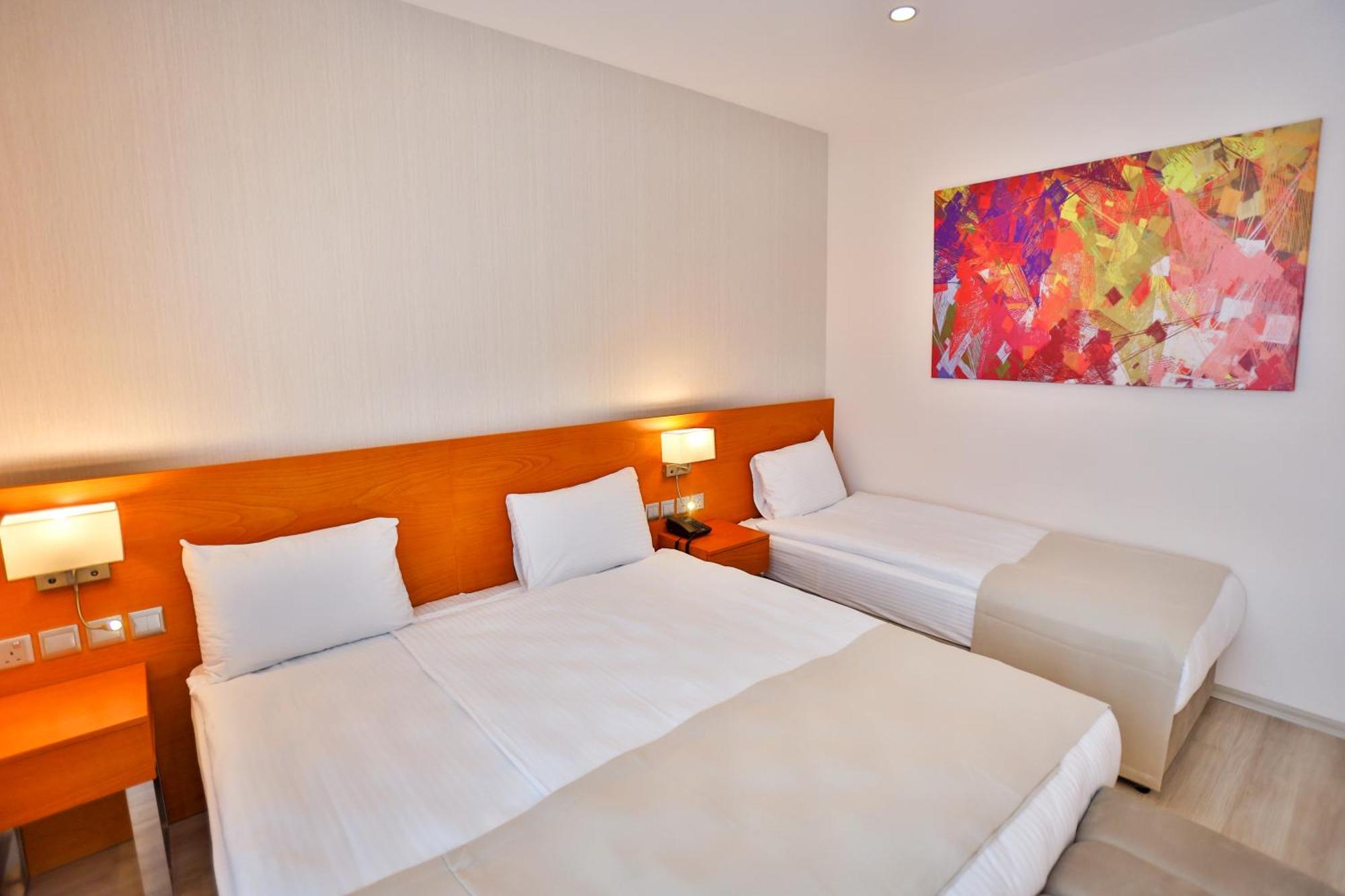 Caddem Inn Hotel Famagusta  Buitenkant foto