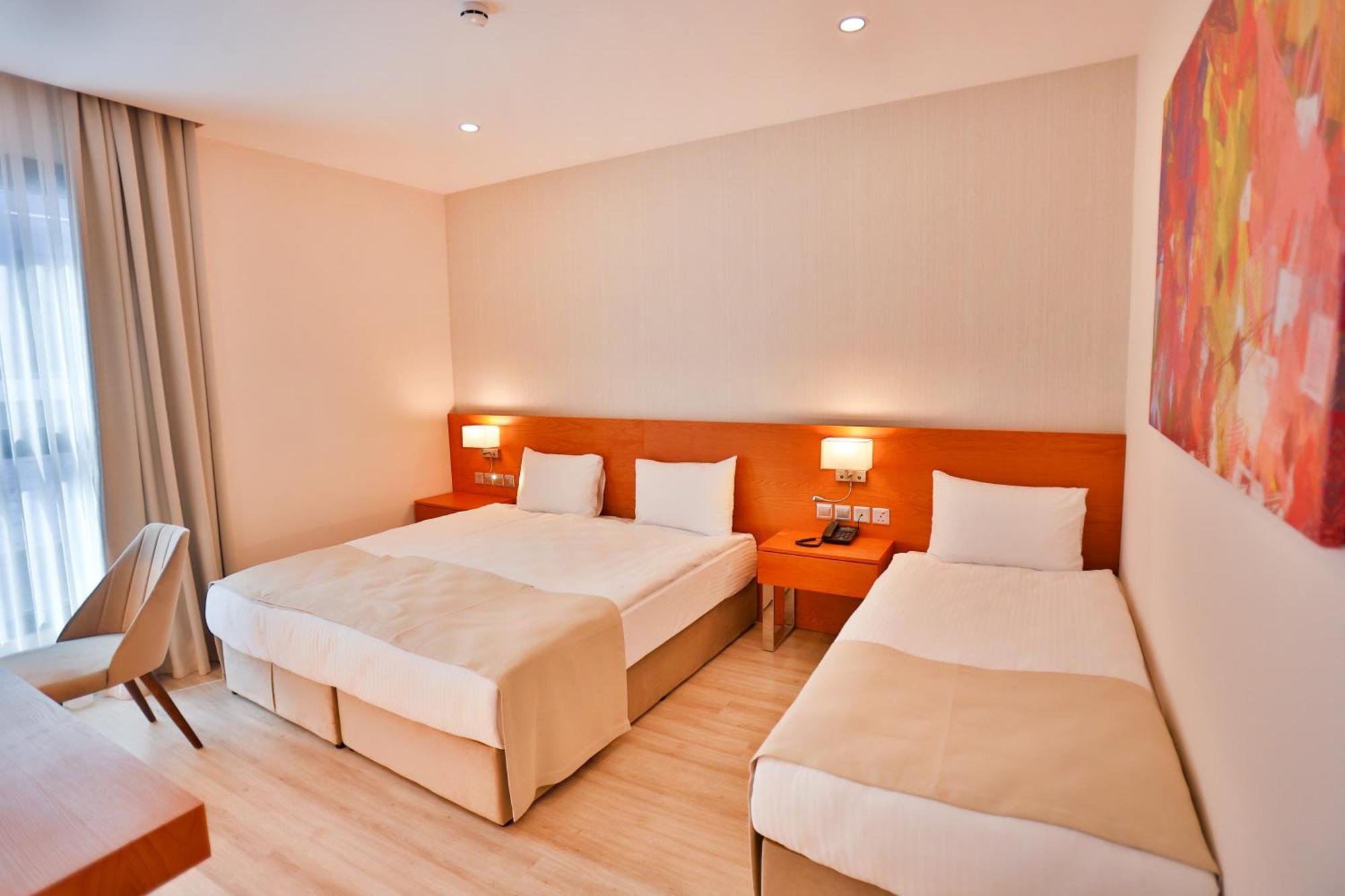 Caddem Inn Hotel Famagusta  Buitenkant foto