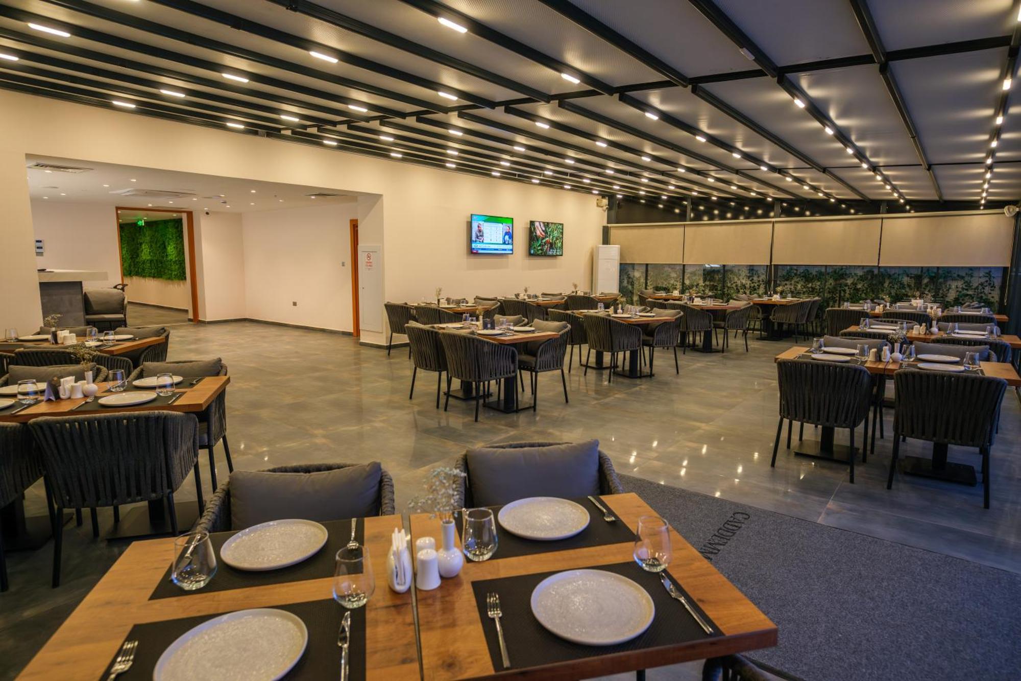 Caddem Inn Hotel Famagusta  Buitenkant foto